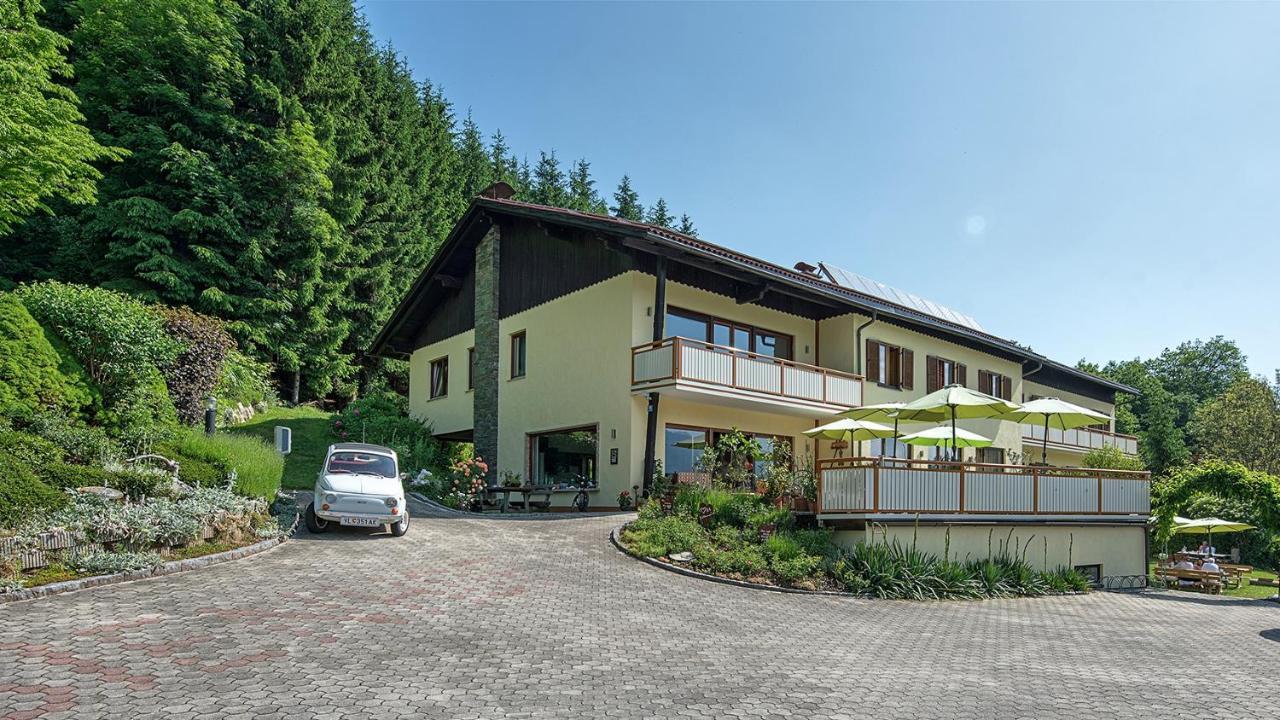 Theresienhof Petschnitzen エクステリア 写真